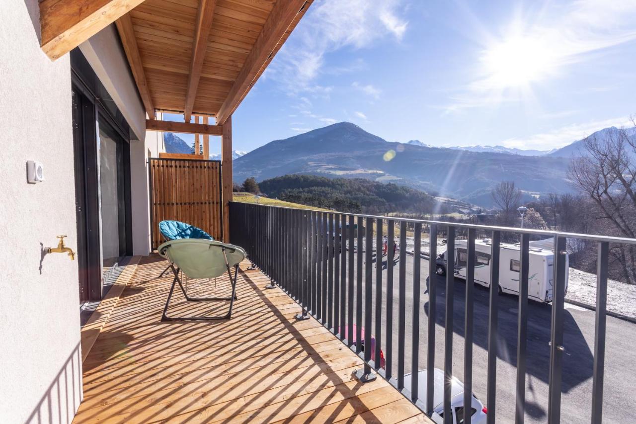 Au Calme Des Sommets - Vue Montagne Lägenhet Embrun Exteriör bild